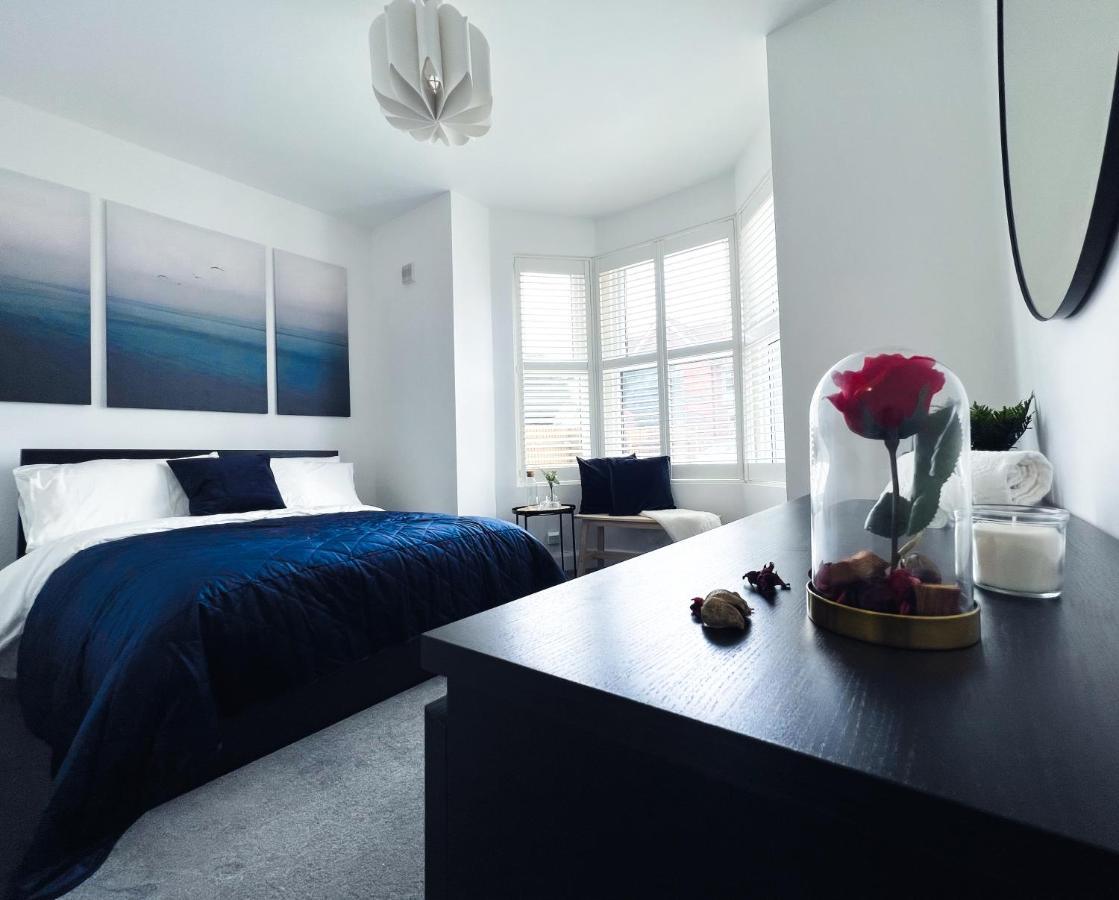 Stylish 3 Bed Flat With Garden Apartman London Kültér fotó