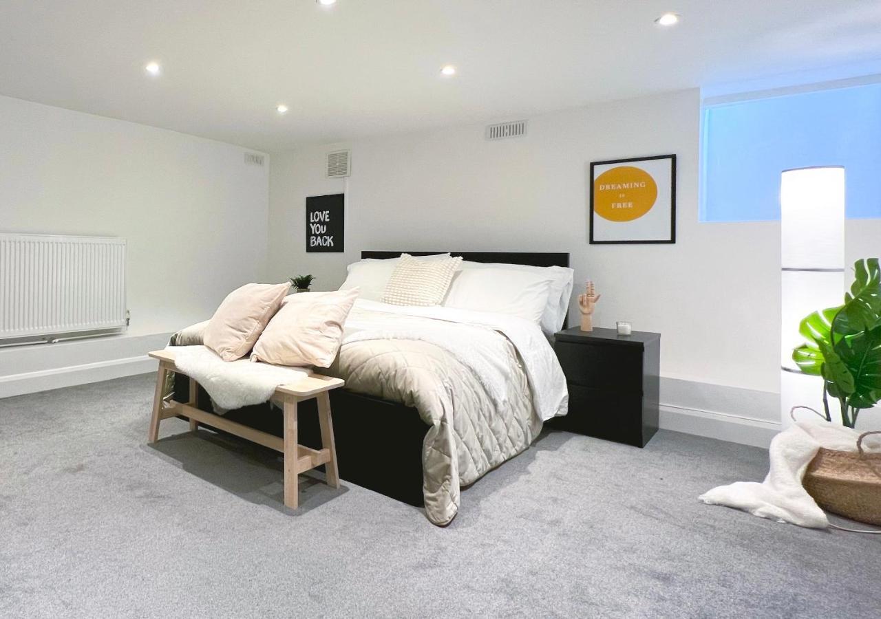 Stylish 3 Bed Flat With Garden Apartman London Kültér fotó
